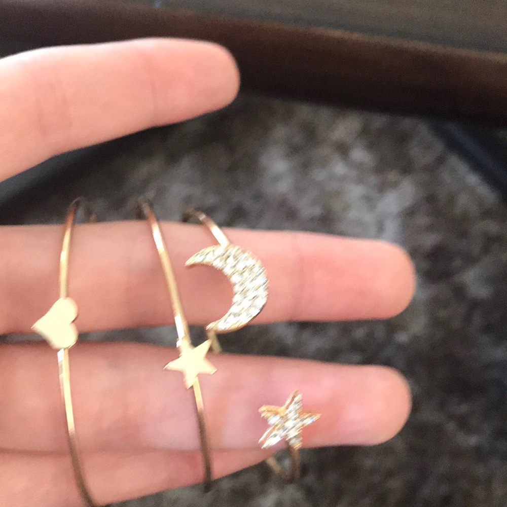 💙3 Children’s Bracelets💙